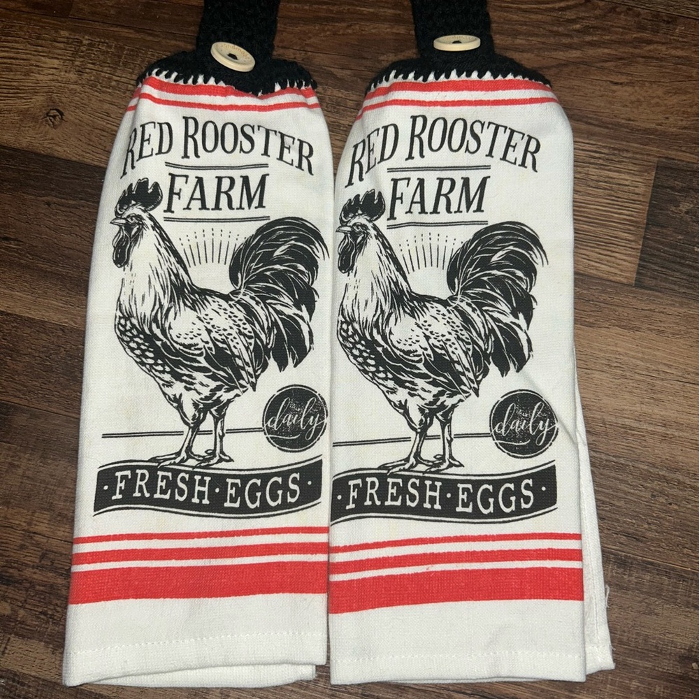 Red Rooster Farm Hanging Towel Set
